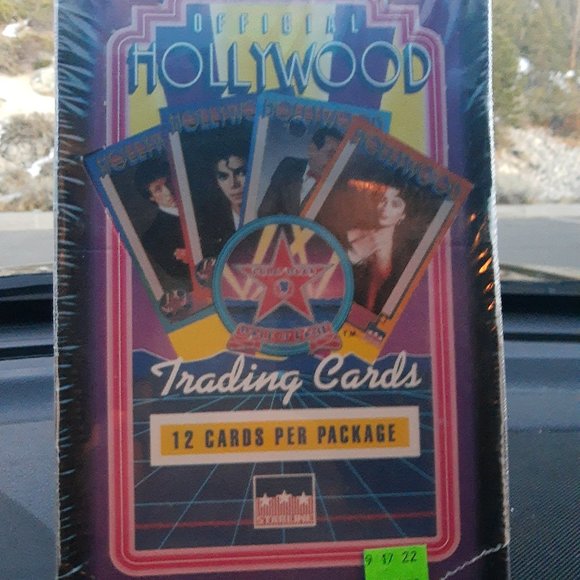 Official Hollywood Trading Cards - Picture 1 of 5